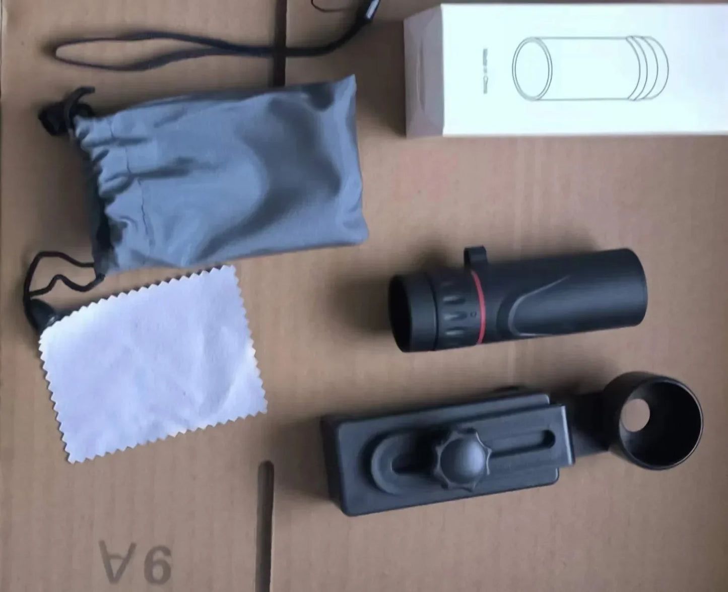 mini monoculaire HD 2000x25 pour extérieur, avec support pour smartphone, idéal pour le camping, les concerts, et l'observation de la nature.